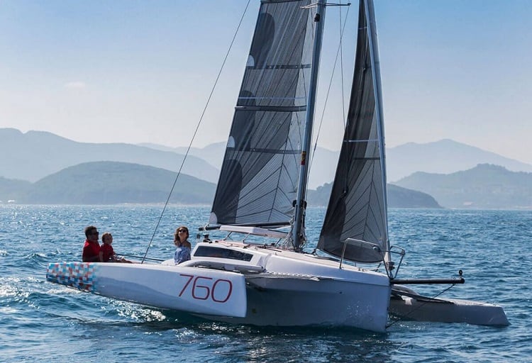 Corsair Trimaran: Best Tri-Hull Boat for Deep Sea Sailing