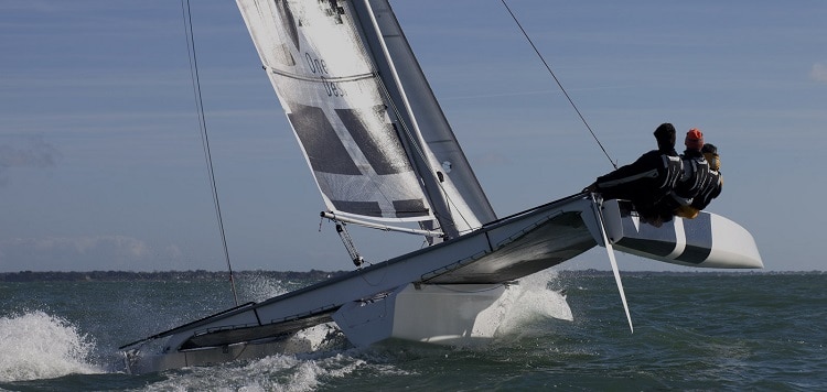 Diam 24 OD Trimaran-Beat Tri-Hull Boat for Racing