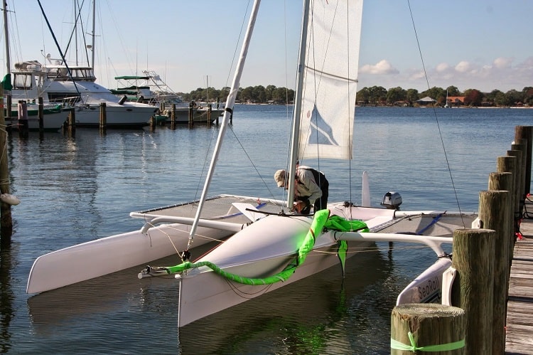 tri hull sailboats