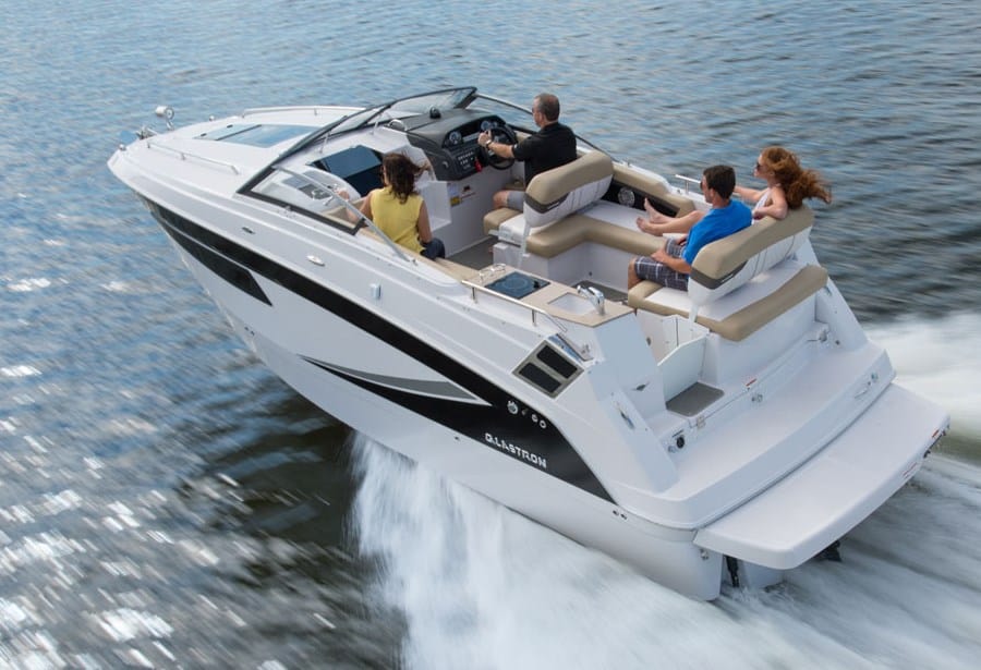 Glastron GS 259 Cabin Cruiser